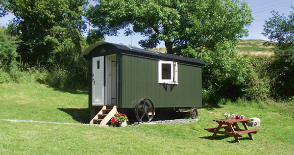 Hut in the Sheepwash Glamping Holidays