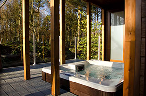 Hollicarrs 5* Holiday Park hot tub