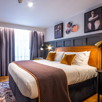 Hotel Indigo® Chester - Room interior